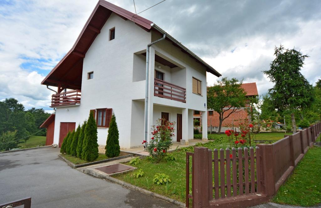 Korana Apartment Szluin Szoba fotó